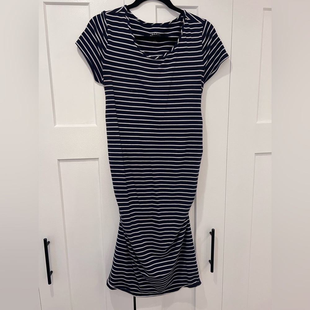 ISABEL MATERNITY / EUC Short Sleeve T-Shirt Maternity Dress - Navy/White Striped